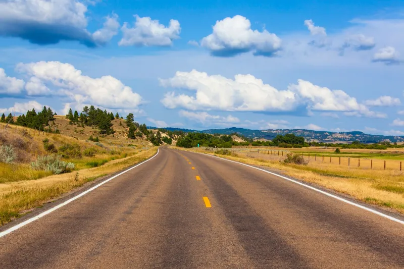 Leave the Map Half-Empty: How Spontaneous Detours Become Your Best Road Trip Stories